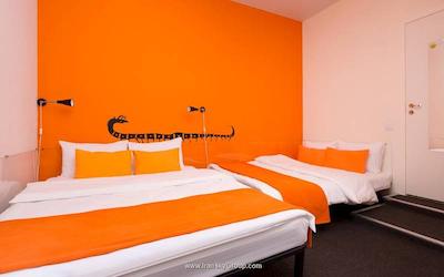 استیشن هتل کی43