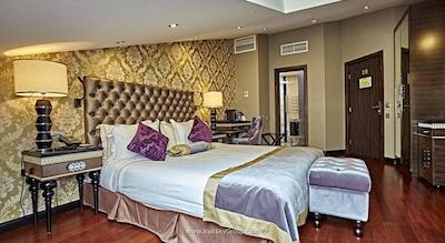 مجستیک بوتیک هتل دولوکس