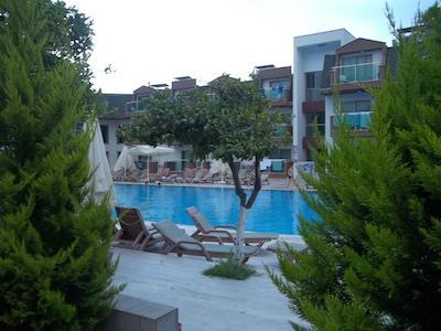 باتونت گاردن ریزورت