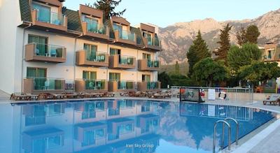 باتونت گاردن ریزورت