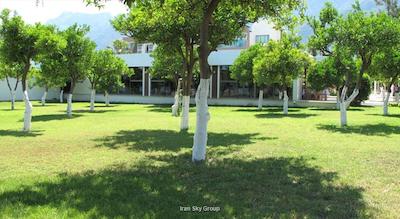 باتونت گاردن ریزورت