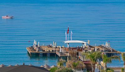 الا کوالیتی ریزورت بلک