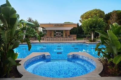 گلوریا سرنیتی ریزورت