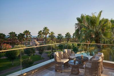 گلوریا سرنیتی ریزورت