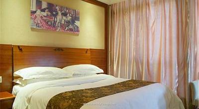 وینا هتل شانگهای پودونگ ایرپورت هواکشیا رود