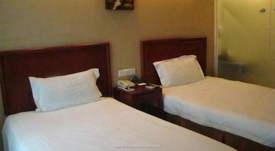 گرین تری این شانگهای هانگ کائو ایرپورت اپارتمنت هتل