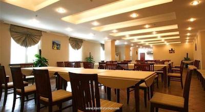 گرین تری این شانگهای هانگ کائو ایرپورت اپارتمنت هتل