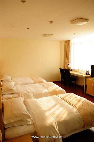 جوی فول هتل پودونگ ایرپورت وانشیا