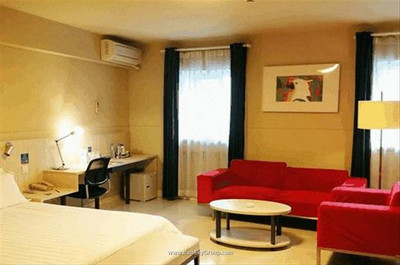 جینجیانگ این شانگهای چینگپو