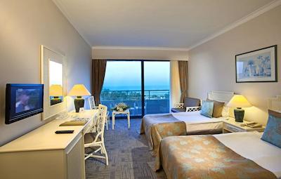 ماجستی میراژ پارک ریزورت