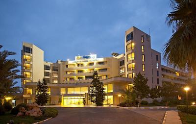 ماجستی میراژ پارک ریزورت