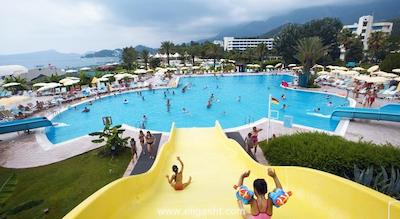 ماجستی میراژ پارک ریزورت