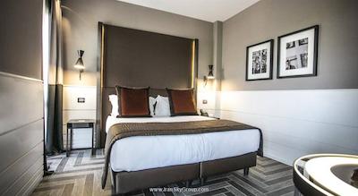 تاه تریبون هتل