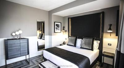 تاه تریبون هتل