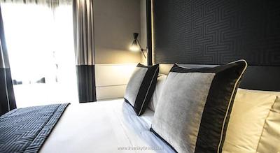 تاه تریبون هتل