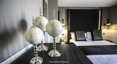 تاه تریبون هتل