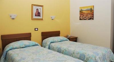 کسا ترا نوعی