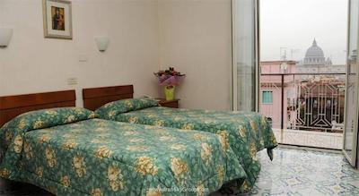 کسا ترا نوعی