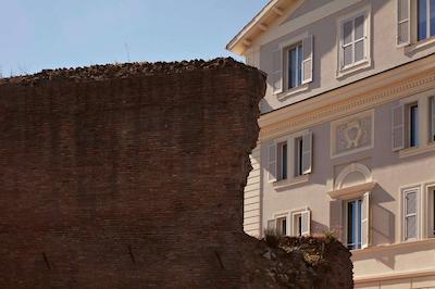 هتل تاه بیلدینگ