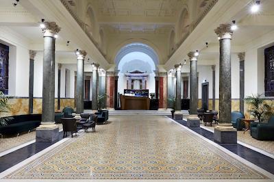 هتل تاه بیلدینگ