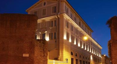 هتل تاه بیلدینگ