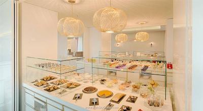 نه‌ کالکشن پلززو کینقوکنتو