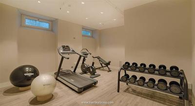 نه‌ کالکشن پلززو کینقوکنتو