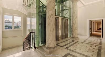 نه‌ کالکشن پلززو کینقوکنتو