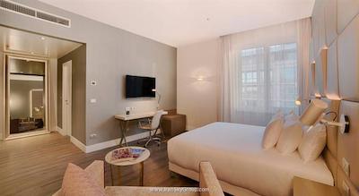 نه‌ کالکشن پلززو کینقوکنتو