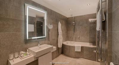 نه‌ کالکشن پلززو کینقوکنتو