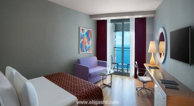 اکرا باروت هتل