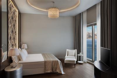 اکرا باروت هتل