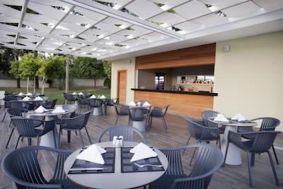 اکرا باروت هتل