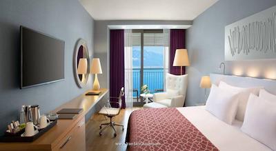 اکرا باروت هتل