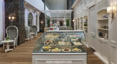 رگنوم کرایا گلف اند اسپا ریزورت