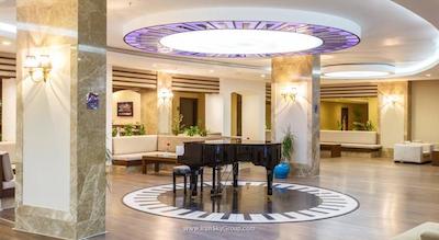 لوسیدا بیچ هتل