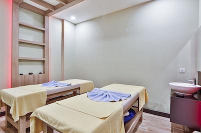 بلک سیگیت ریزورت هتل