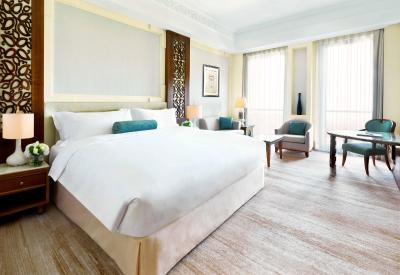 ال بوستان پالاس، ای ریتز کارلتون هتل