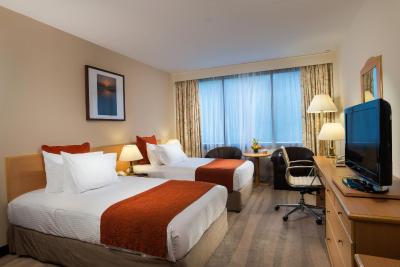 کراون پلازا مسقط