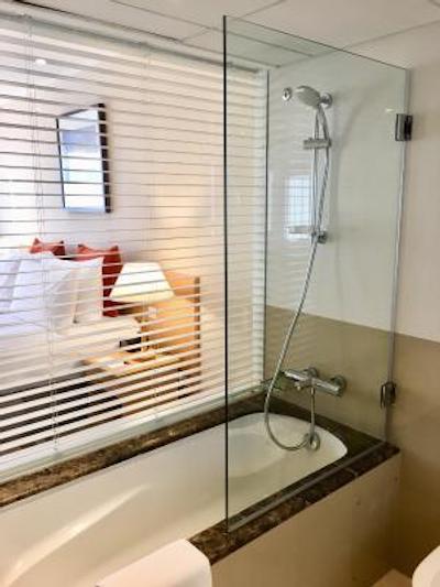 کراون پلازا مسقط