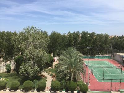 ال مدینه هالیدی