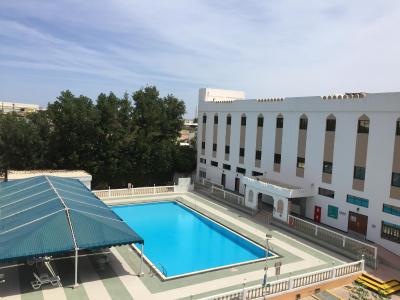 ال مدینه هالیدی