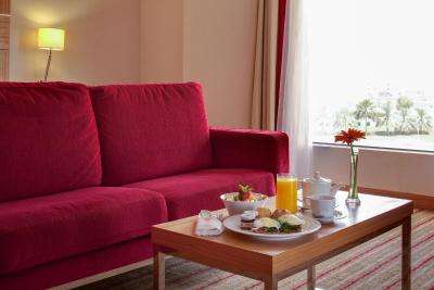 گلدن تولیپ مسقط