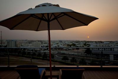 گلدن تولیپ مسقط