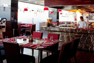 گلدن تولیپ مسقط