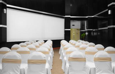 رامادا قروم بیچ