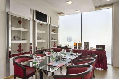 رامادا قروم بیچ