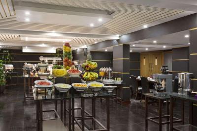 رامادا قروم بیچ