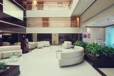 رامادا قروم بیچ