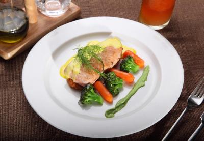 رامادا قروم بیچ